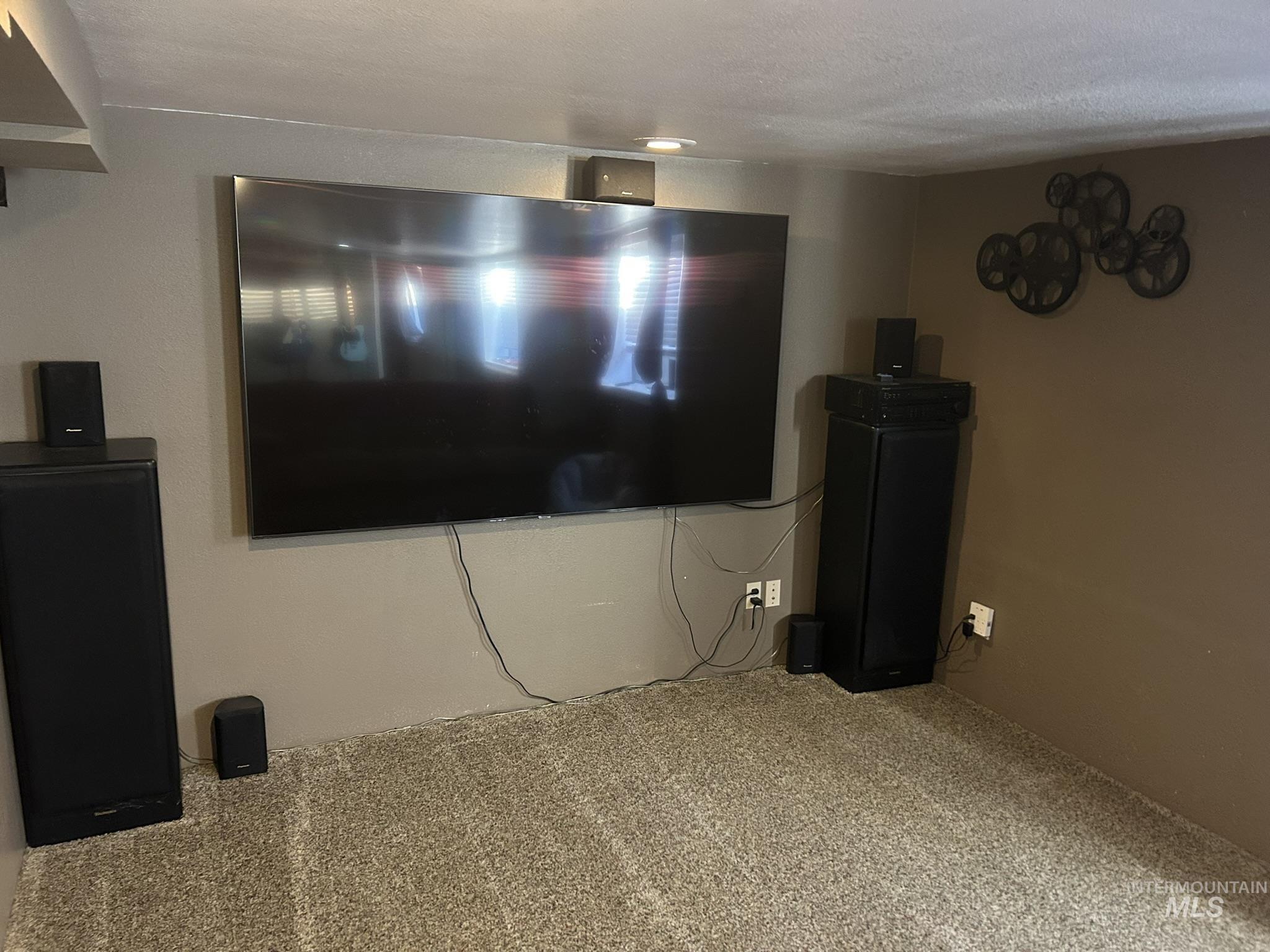 3731 16th Street Lewiston, ID 83501 - Photo 19 of 35 Detailed view of carpet