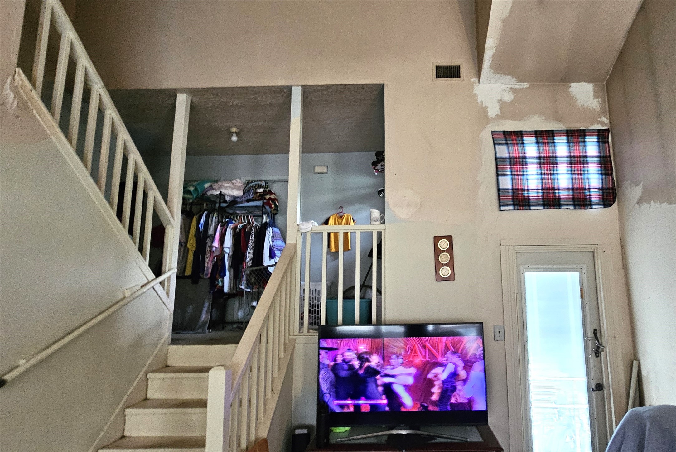 7573 West Bernard Road Hungerford, TX 77488 - Photo 4 of 10