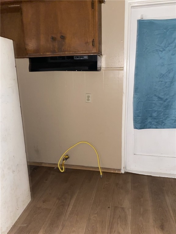 1100 South Cameron Street Alice, TX 78332 - Photo 7 of 18 a view of water heater room