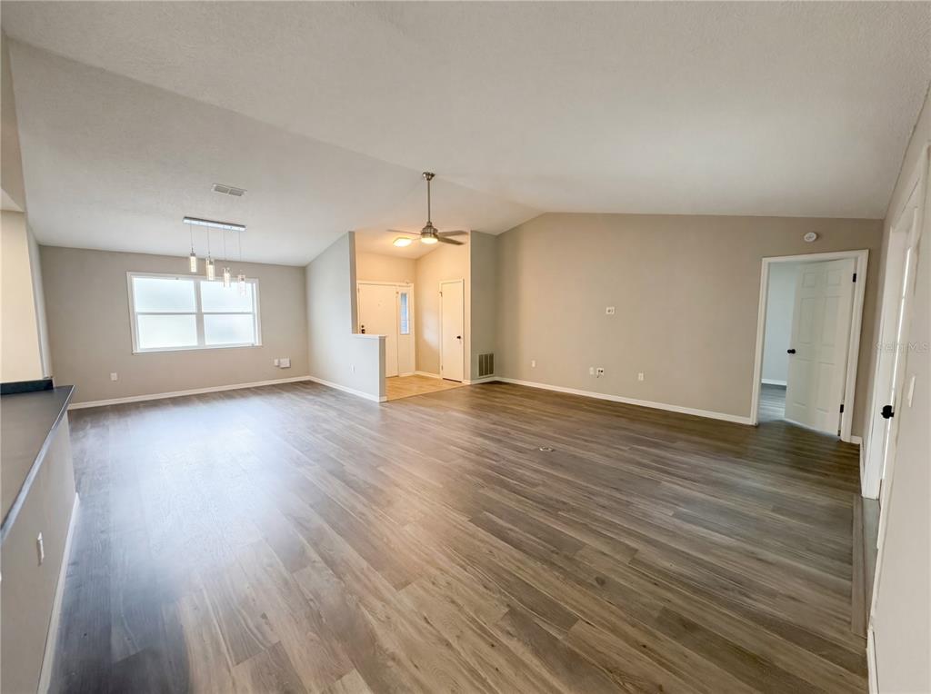 7650 Holiday Drive Spring Hill, FL 34606 - Photo 13 of 29