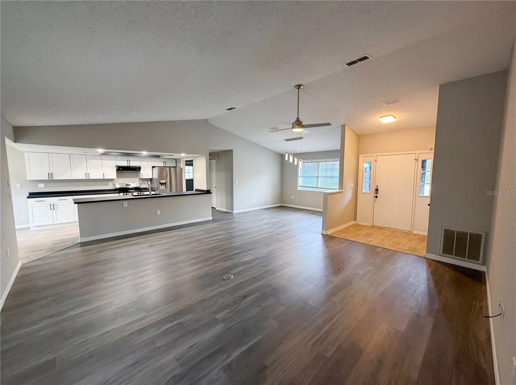 7650 Holiday Drive Spring Hill, FL 34606 - Photo 3 of 29