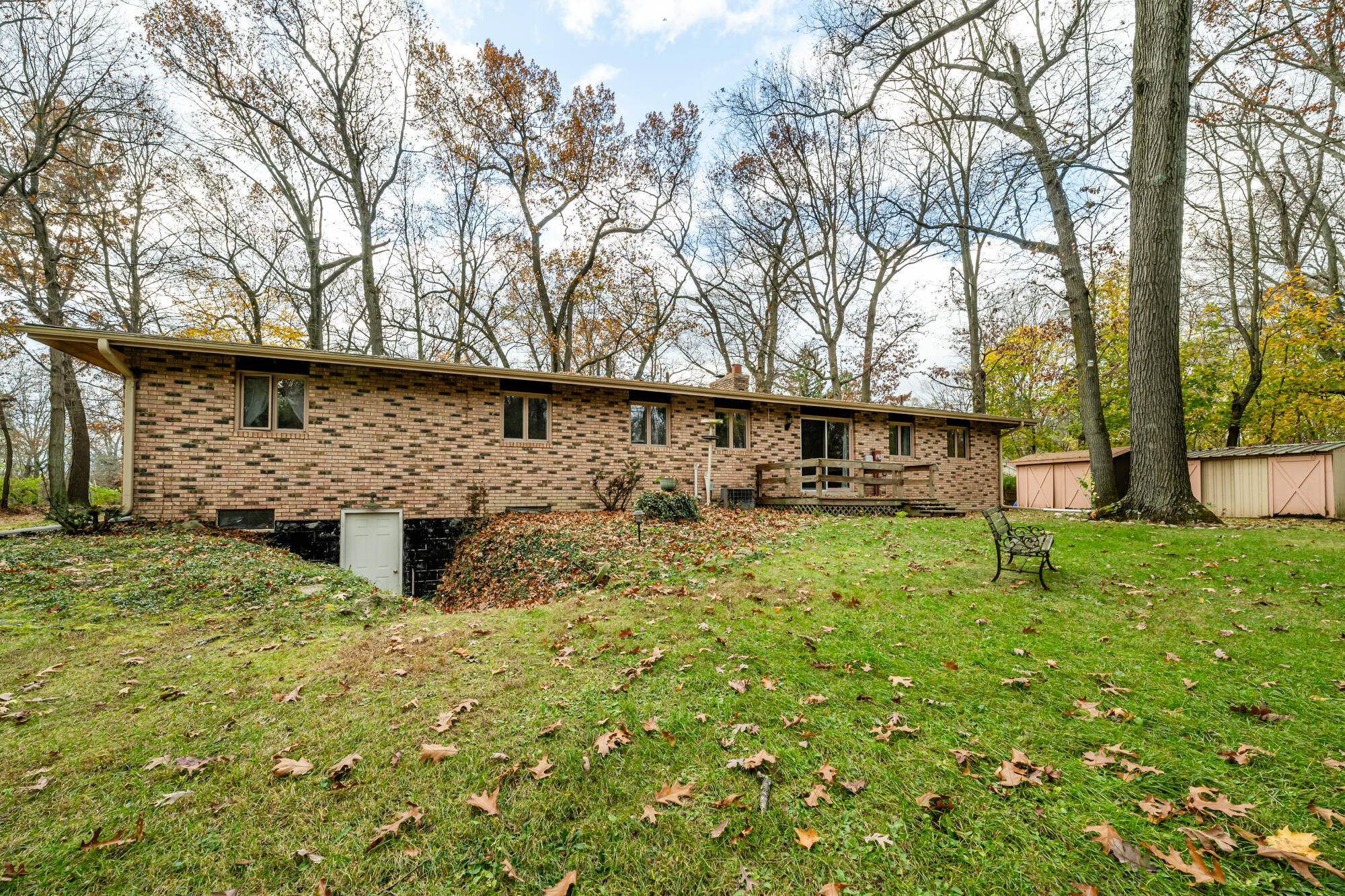 1815 Zoschke Road Benton Harbor, MI 49022 - Photo 3 of 31 Zoschke-130