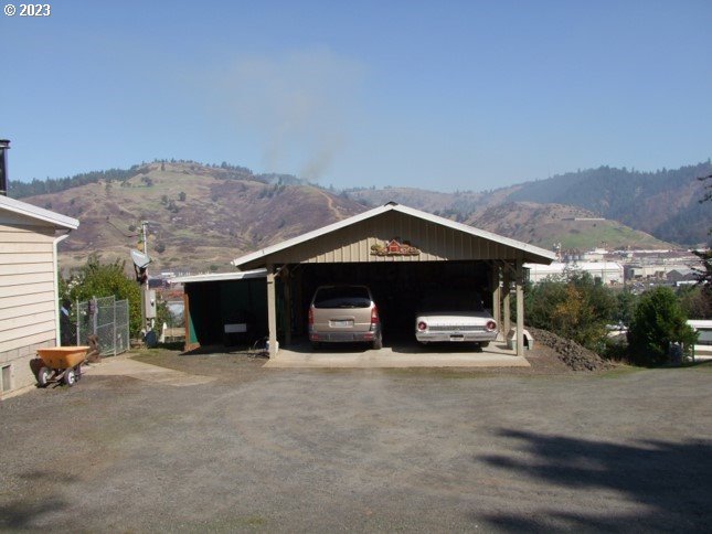 1069 Willis Creek Road Winston, OR 97496 - Photo 16 of 34 Gallery Image 16