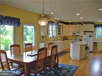 869 Macclesfield Road Furlong, PA 18925 - Photo 2 of 12