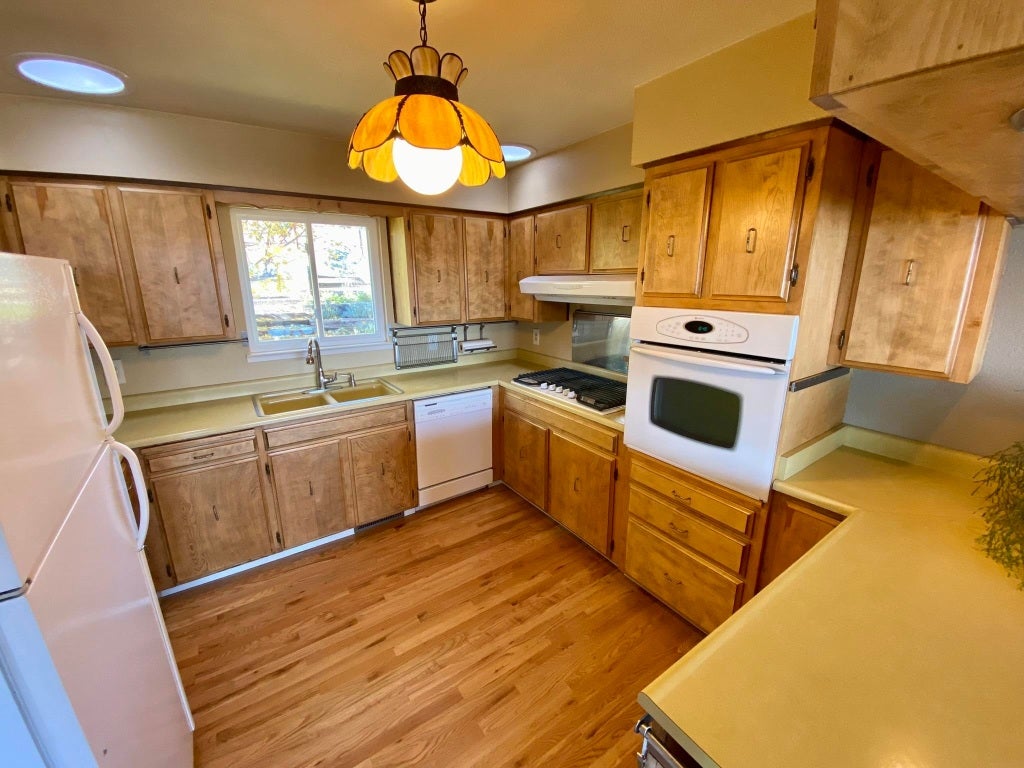10239 Weber Road Grenada, CA 96038 - Photo 7 of 19 Gallery Image 7