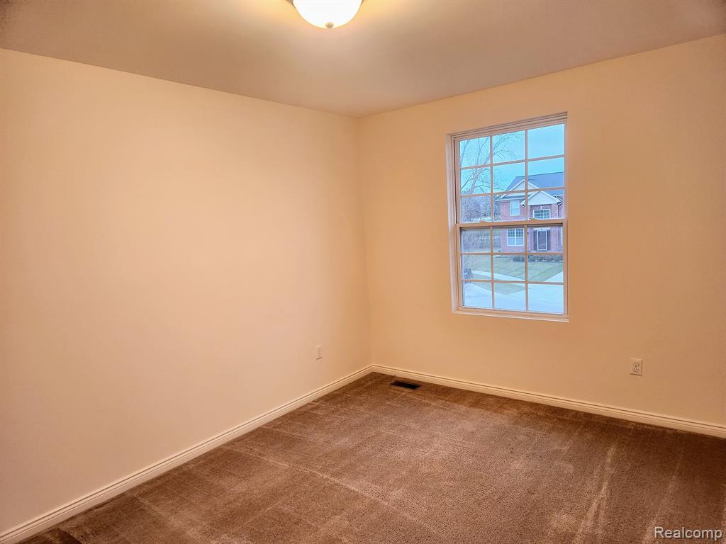 3057 Fantail Court Rochester Hills, MI 48309 - Photo 25 of 30