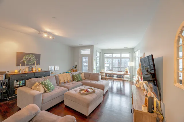 $360,000 | 1905 North Water Street, Unit 205, Milwaukee, WI 53202