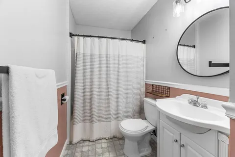 $599,900 | 186 Walnut Street, Barnstable, MA 02601