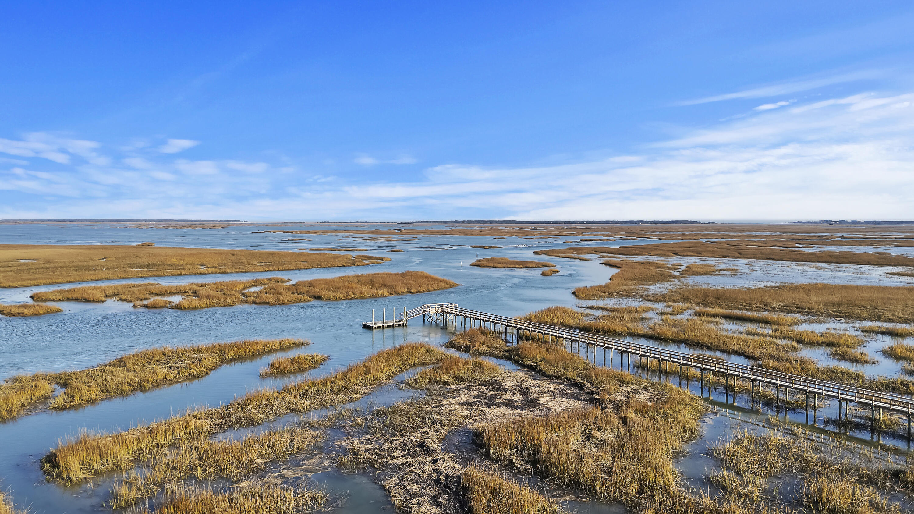 4875 Sound View Drive Mount Pleasant, SC 29466 - Photo 11 of 32 DJI_20250206160423_0150_D