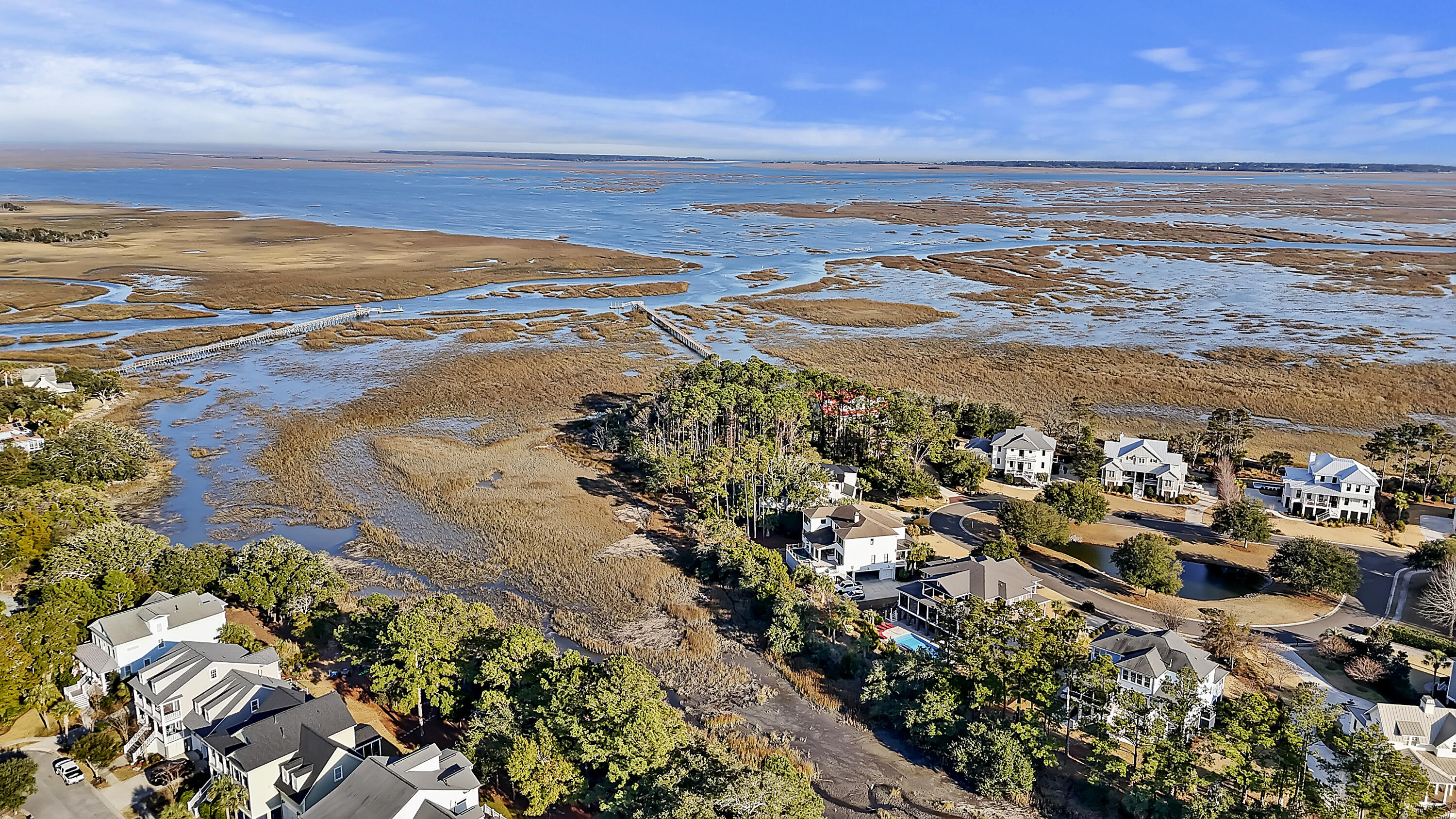 4875 Sound View Drive Mount Pleasant, SC 29466 - Photo 19 of 32 DJI_20250206160220_0129_D