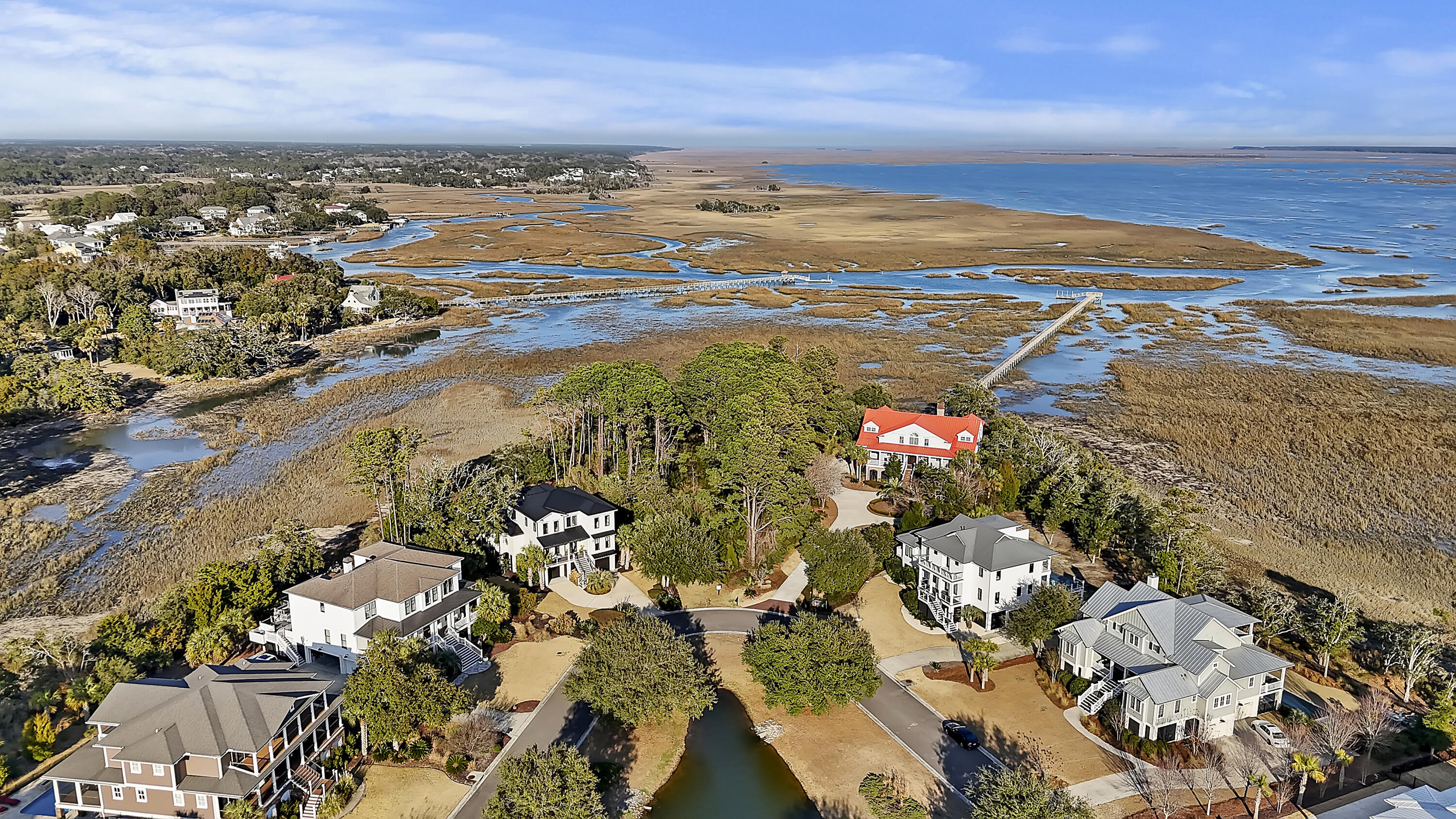 4875 Sound View Drive Mount Pleasant, SC 29466 - Photo 8 of 32 DJI_20250206160139_0120_D