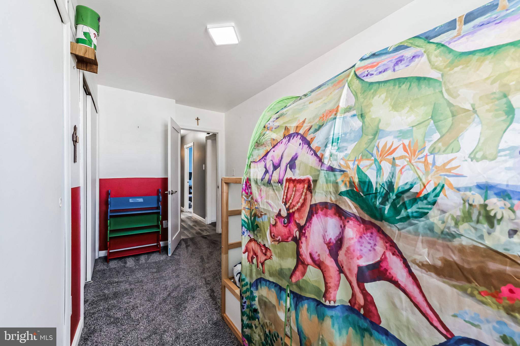 431 Densmore Road Philadelphia, PA 19116 - Photo 18 of 30 Gallery Image 18
