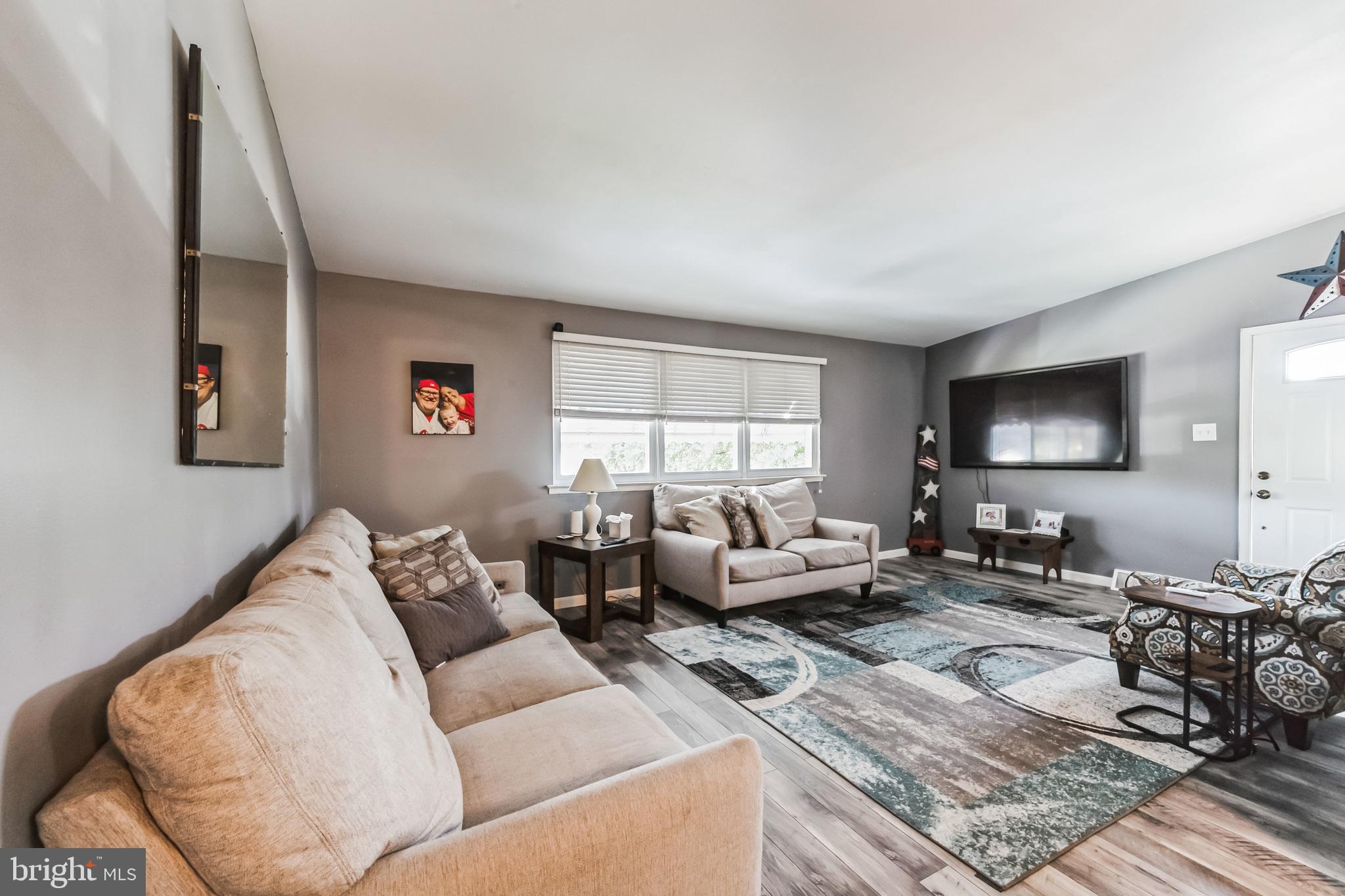 431 Densmore Road Philadelphia, PA 19116 - Photo 7 of 30 Gallery Image 7