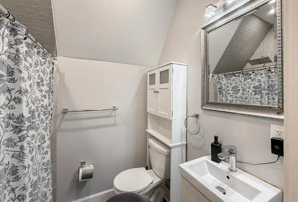 $2,550 | 468 Salem Street, Unit 4, Malden, MA 02148