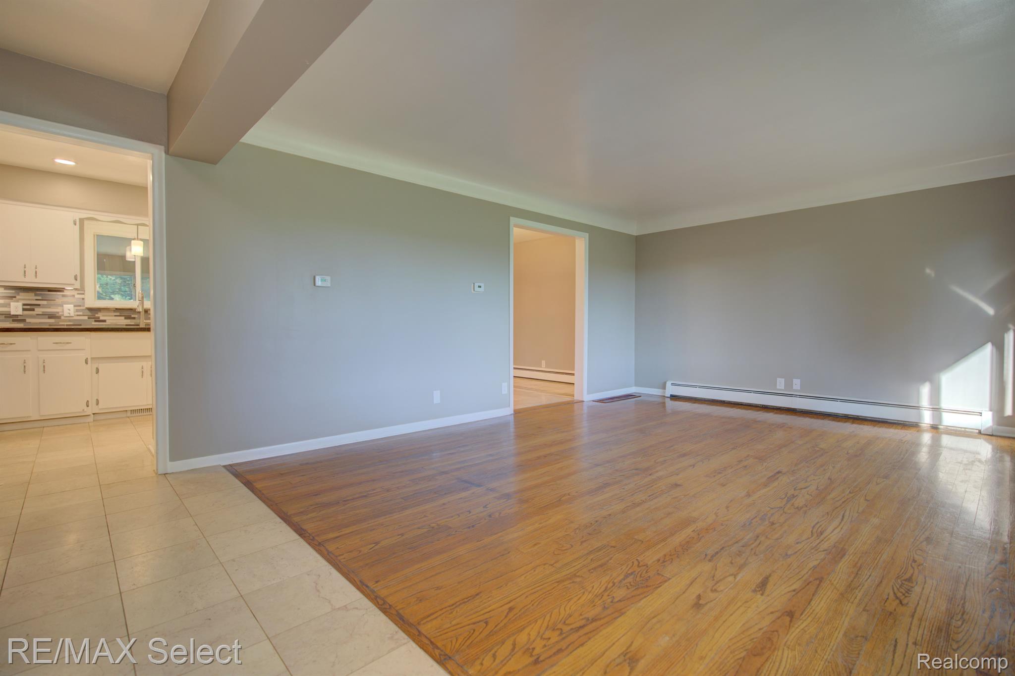 7120 Beecher Road Flushing, MI 48433 - Photo 4 of 27 Gallery Image 4