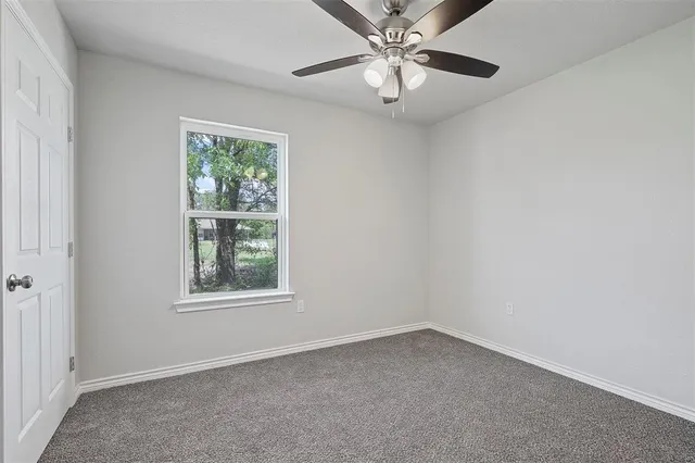 $1,375 | 317 Jones Street, Bonham, TX 75418