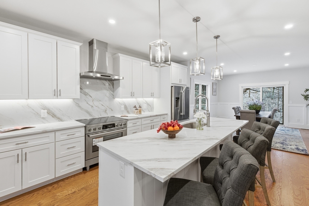 18 Evergreen Road Needham, MA 02494 - Photo 12 of 38