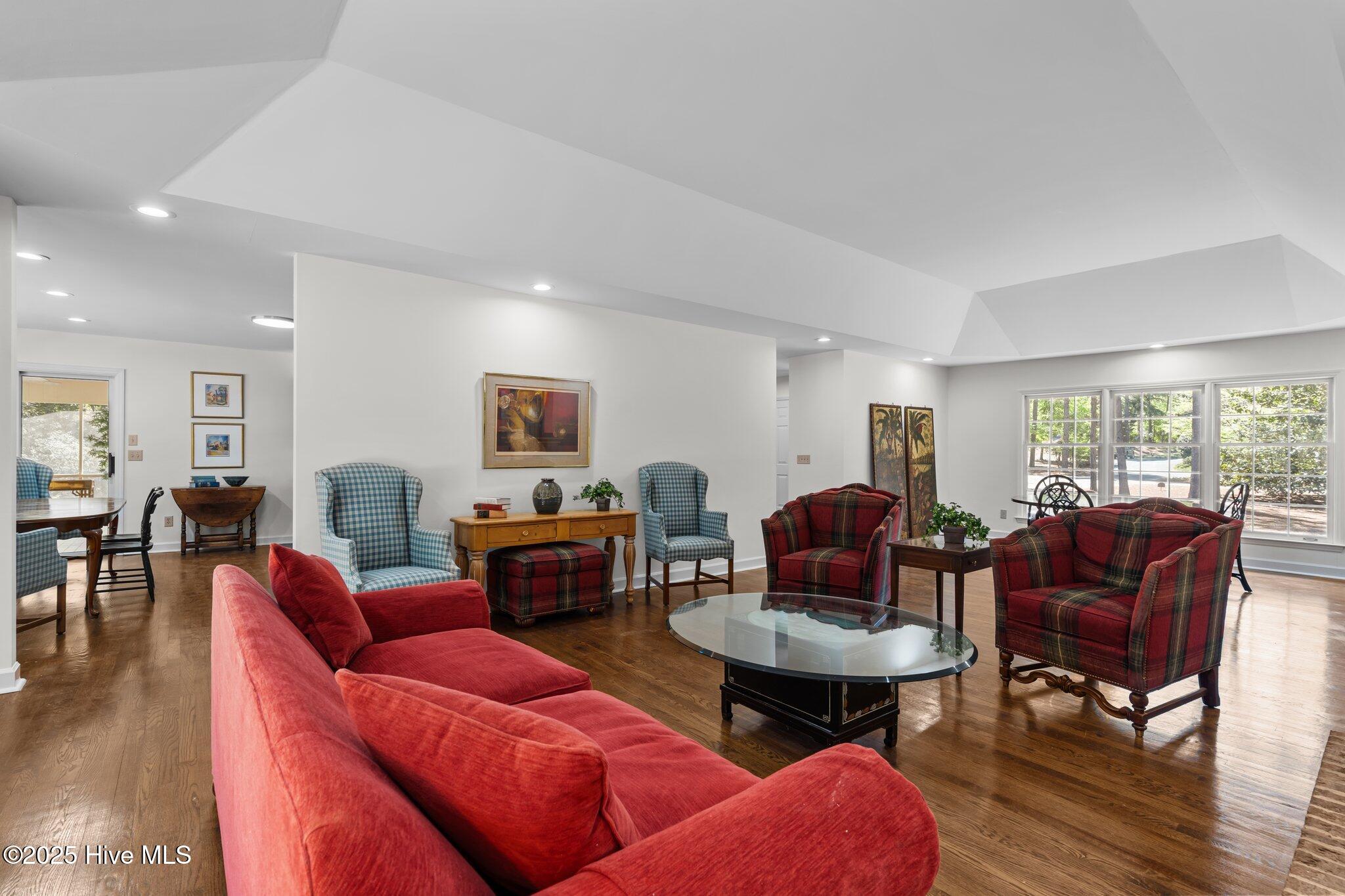 390 Donald Ross Drive Pinehurst, NC 28374 - Photo 15 of 37 24-web-or-mls-DSC00277