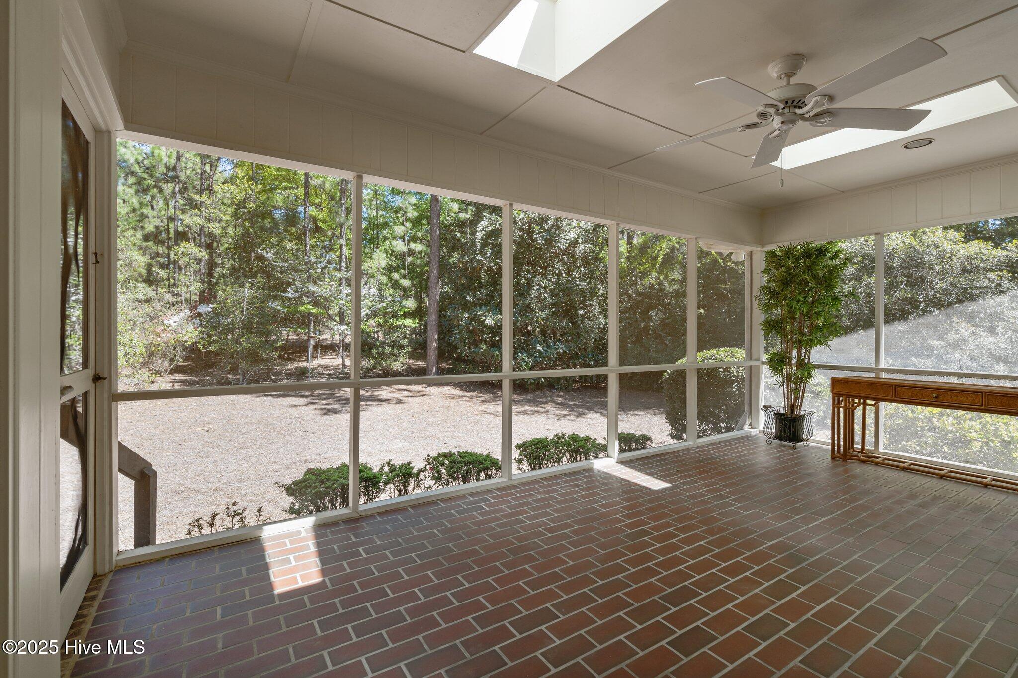 390 Donald Ross Drive Pinehurst, NC 28374 - Photo 3 of 37 38-web-or-mls-DSC00317