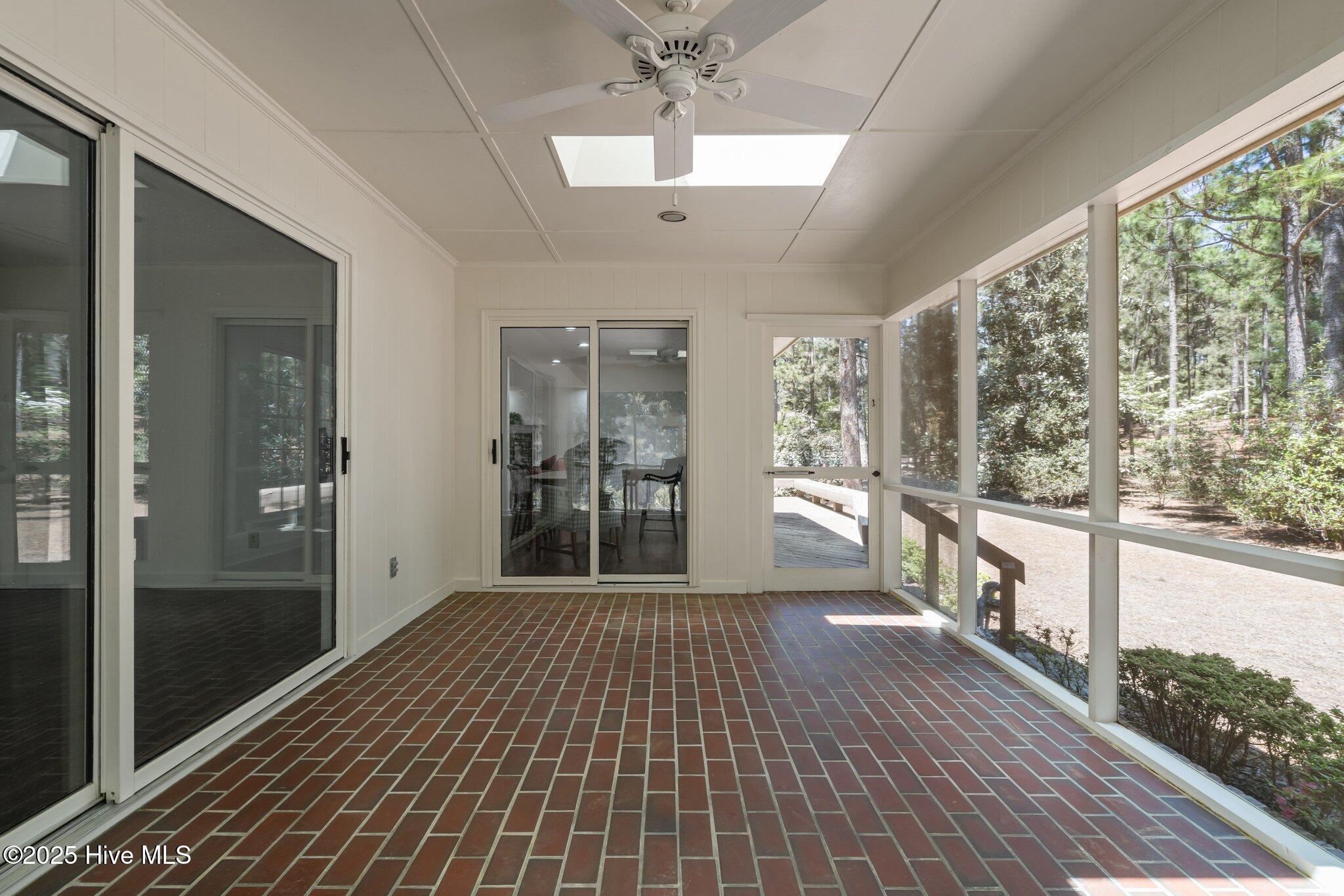 390 Donald Ross Drive Pinehurst, NC 28374 - Photo 4 of 37 40-web-or-mls-DSC00319