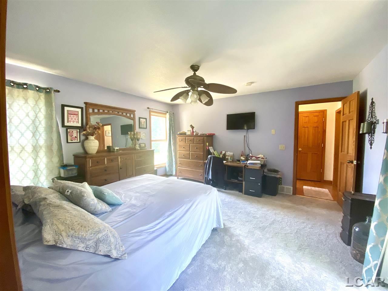 2705 East Carleton Road Adrian, MI 49221 - Photo 17 of 28