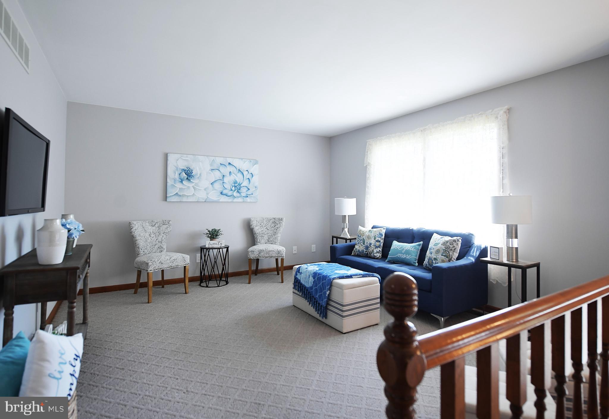 1451 Oldfield Point Road Elkton, MD 21921 - Photo 20 of 51 Living room