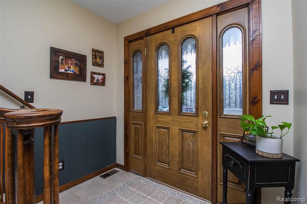 3098 Gruber Road Monroe, MI 48162 - Photo 5 of 54