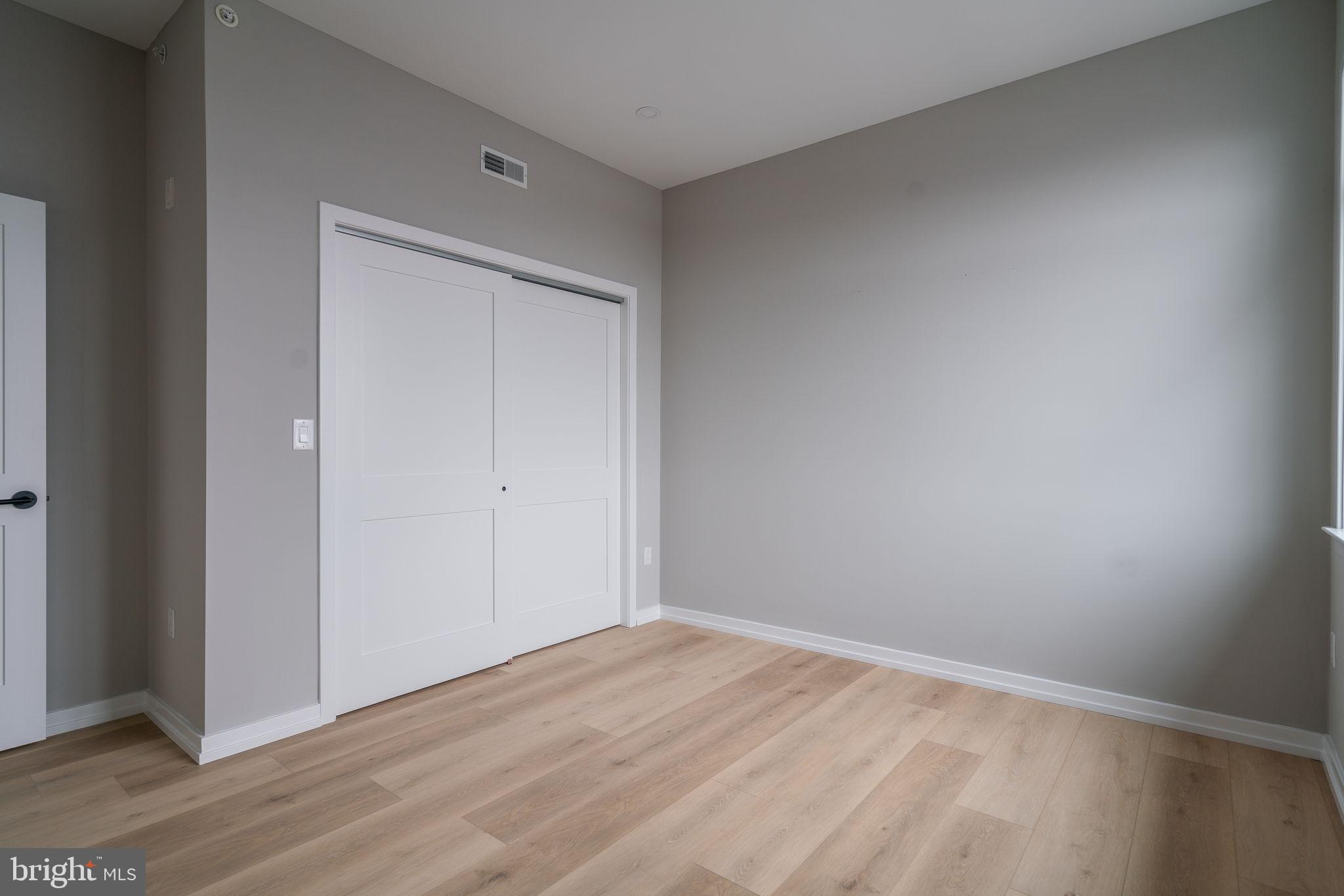 2401 Washington Avenue, Unit 5D Philadelphia, PA 19146 - Photo 10 of 18 a view of an empty room