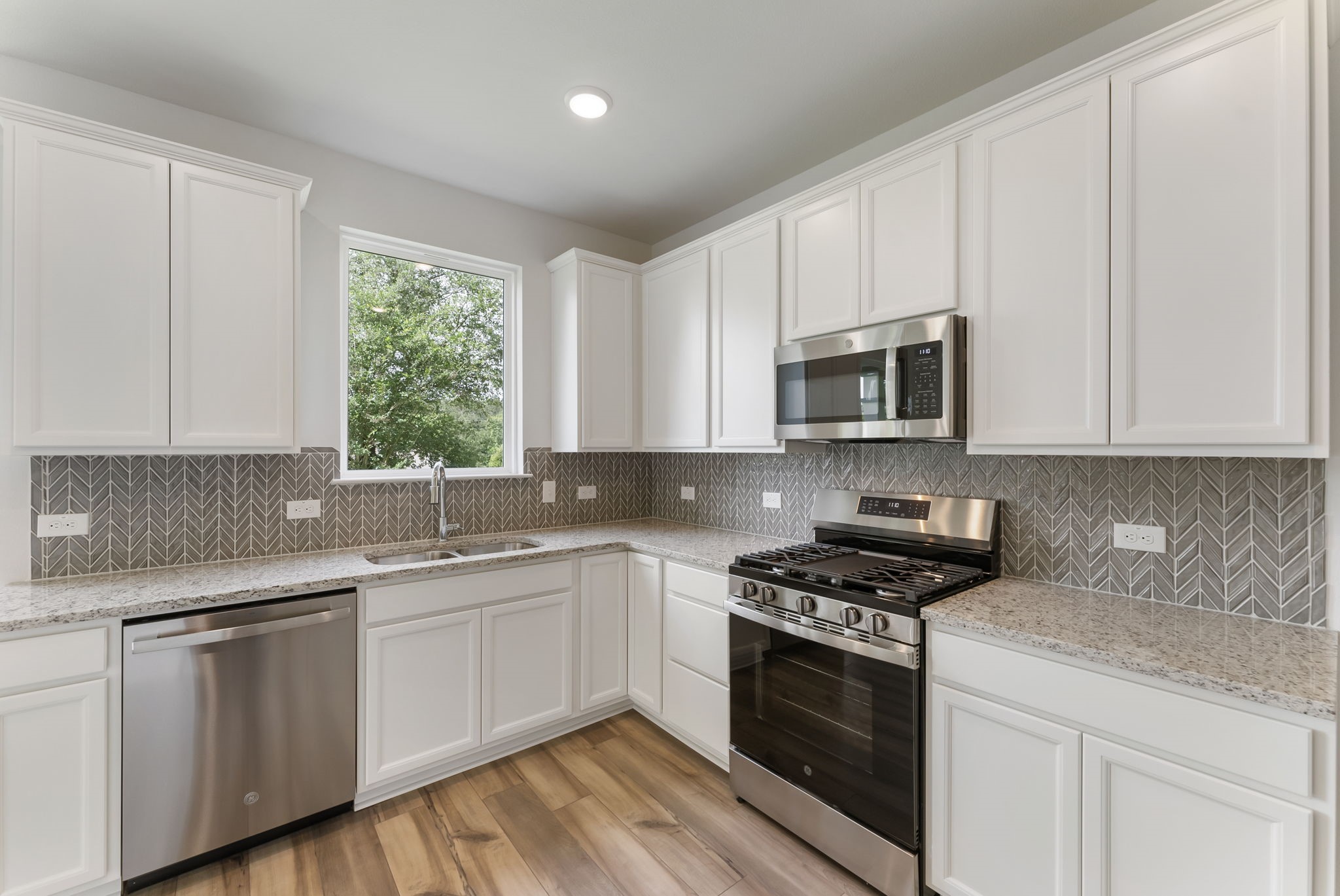 3714 Violet Lane Huntsville, TX 77340 - Photo 19 of 47