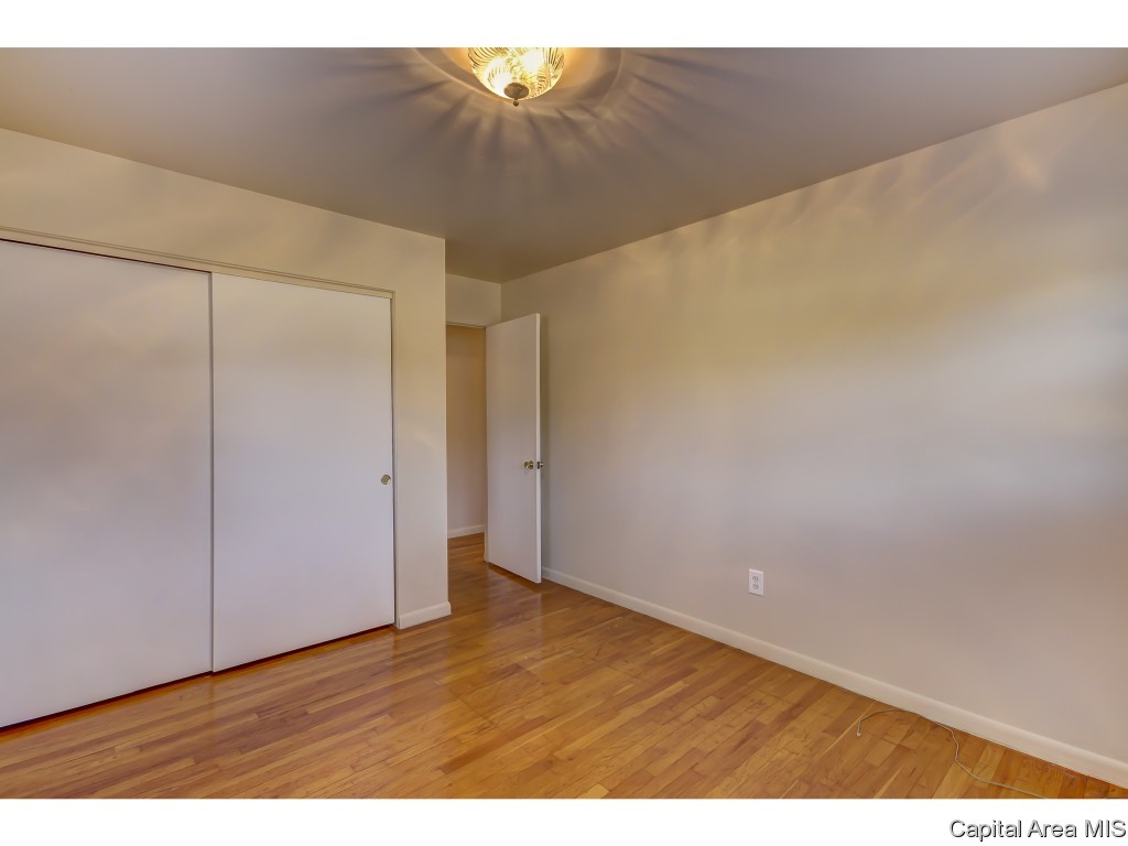 8 Nightingale Drive Springfield, IL 62711 - Photo 14 of 20 Gallery Image 14