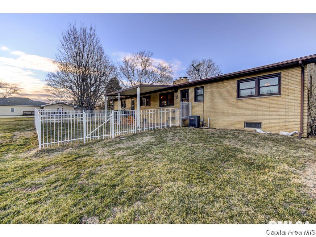 8 Nightingale Drive Springfield, IL 62711 - Photo 20 of 20 Gallery Image 20