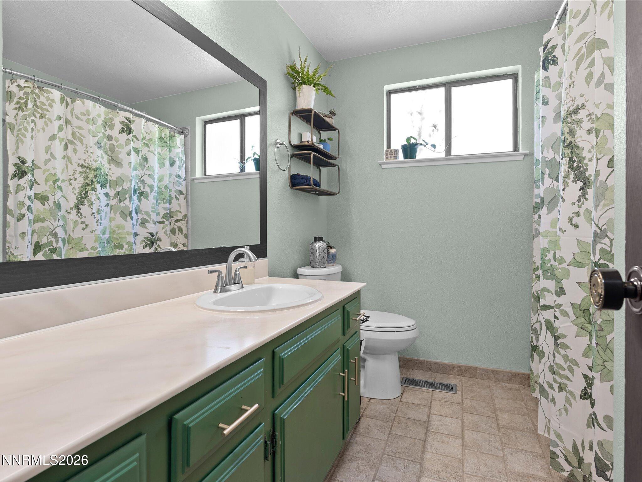 2850 Ravazza Road Reno, NV 89521 - Photo 17 of 36 33-2850 Ravazza Rd-132