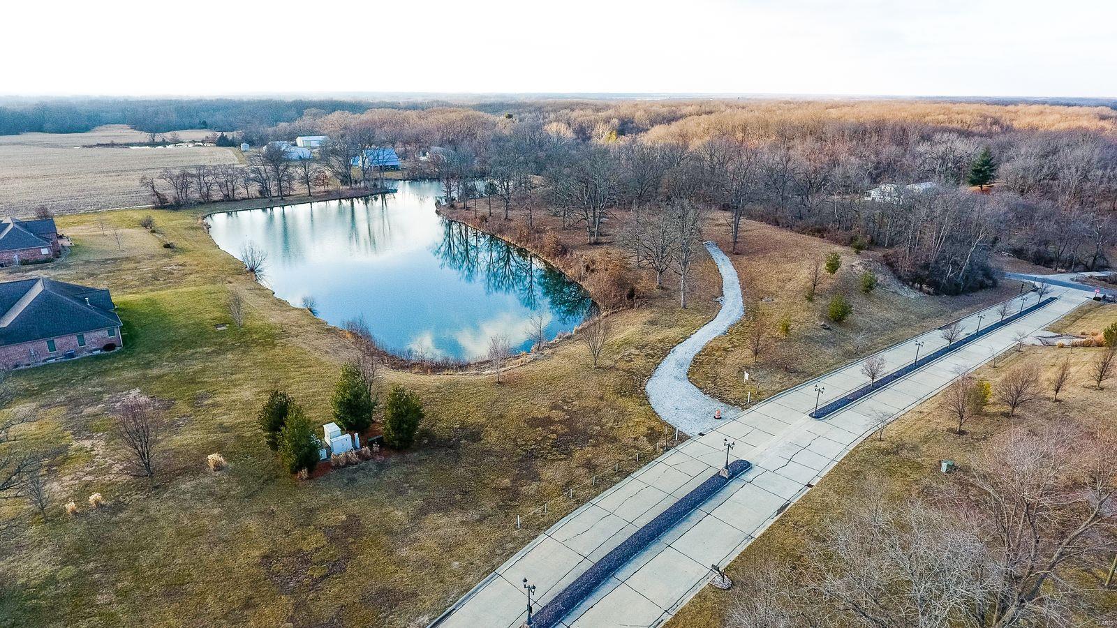 18463 Windy Hill Road Staunton, IL 62088 - Photo 1 of 9 Gallery Image 1