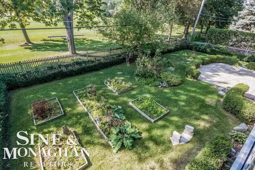 21 Hawthorne Road Grosse Pointe Shores, MI 48236 - Photo 73 of 80
