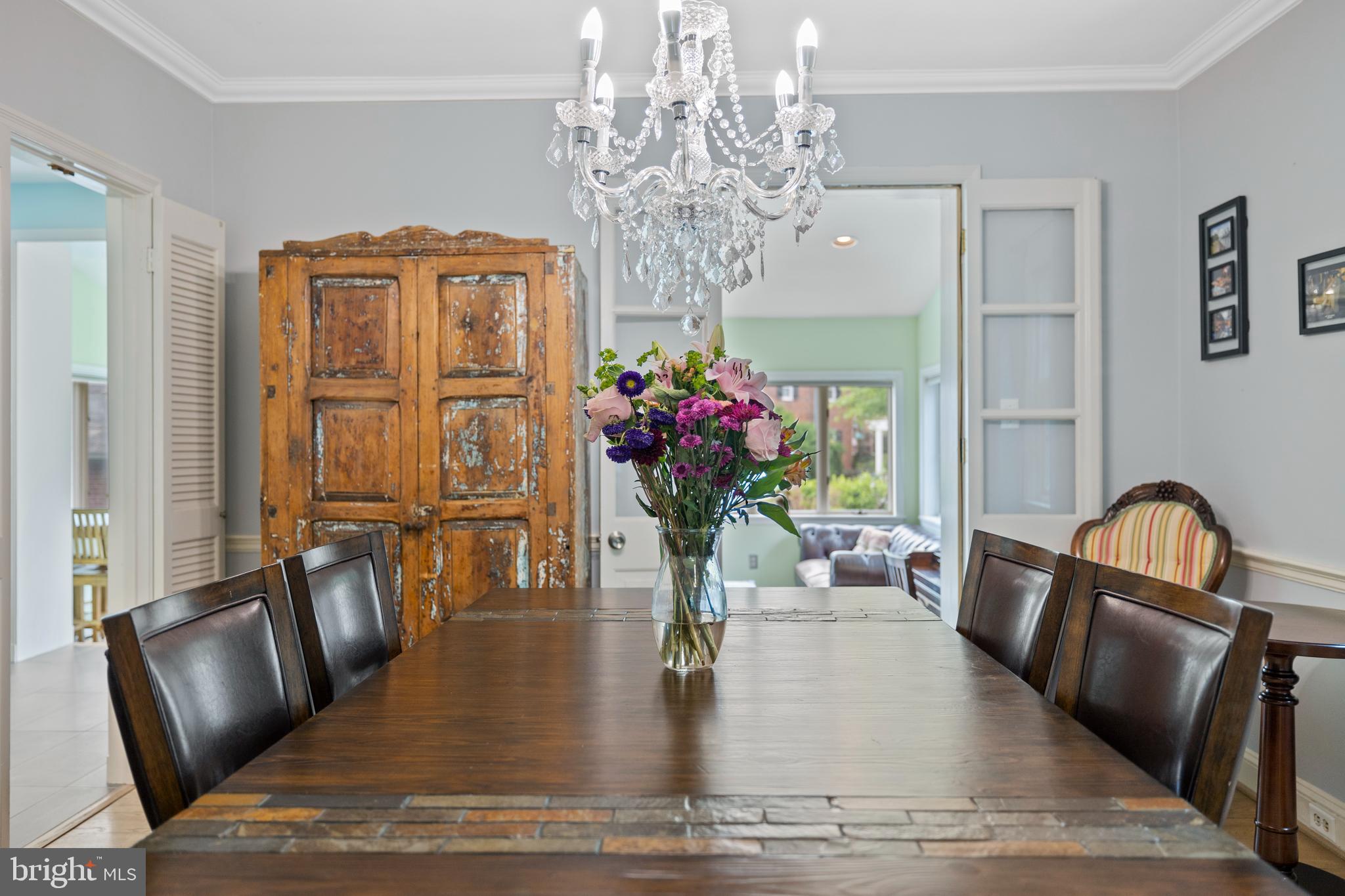 307 Broadmoor Road Baltimore, MD 21212 - Photo 14 of 55 The dining room leads to the family room addition.