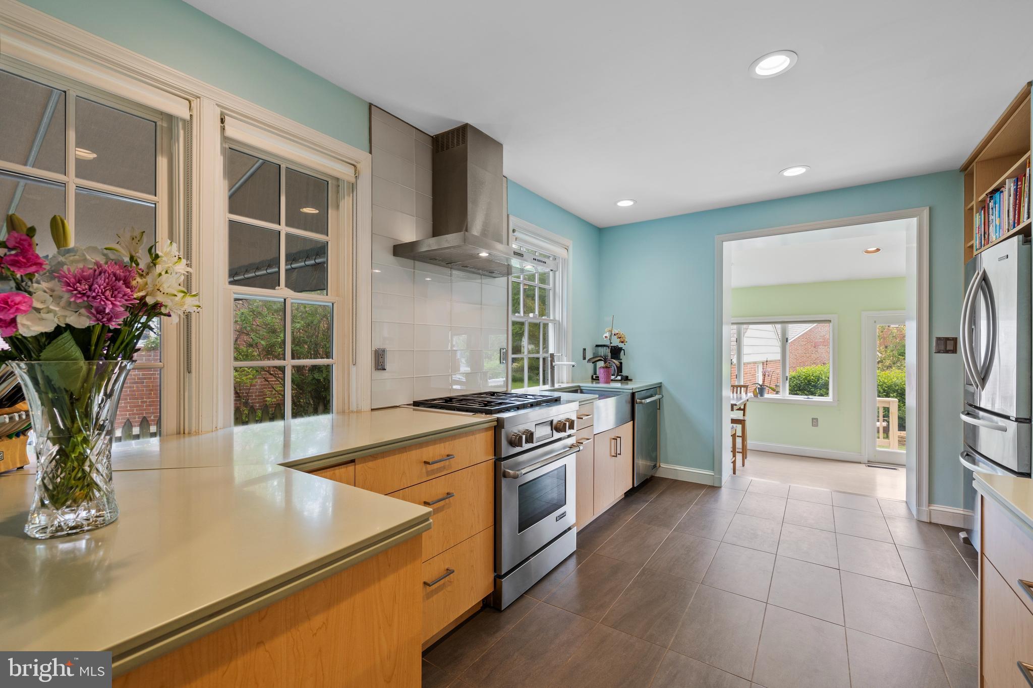 307 Broadmoor Road Baltimore, MD 21212 - Photo 16 of 55 The kitchen leads to the family room.
