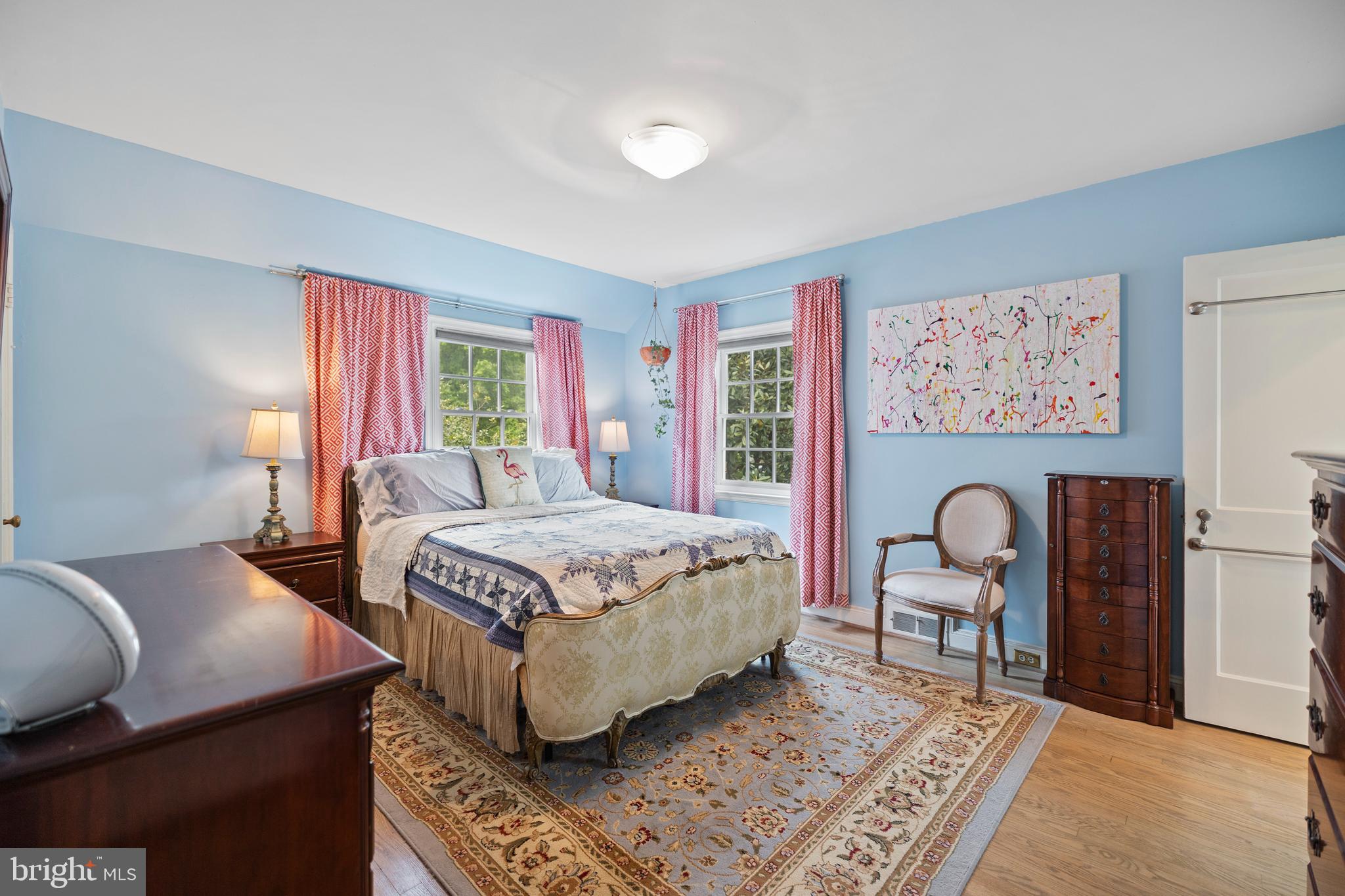 307 Broadmoor Road Baltimore, MD 21212 - Photo 27 of 55 The primary bedroom has 2 sides of windows.