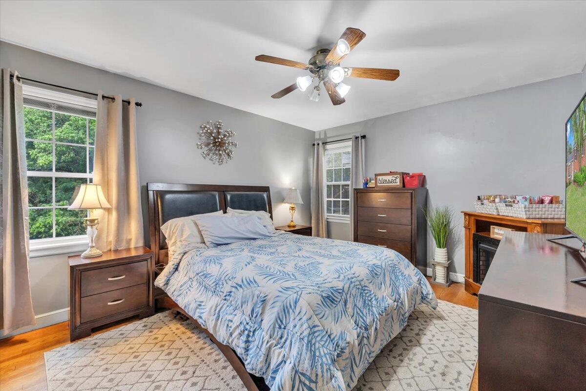 4508 Rosecrest Road Roanoke, VA 24018 - Photo 13 of 39 Primary Bed Room