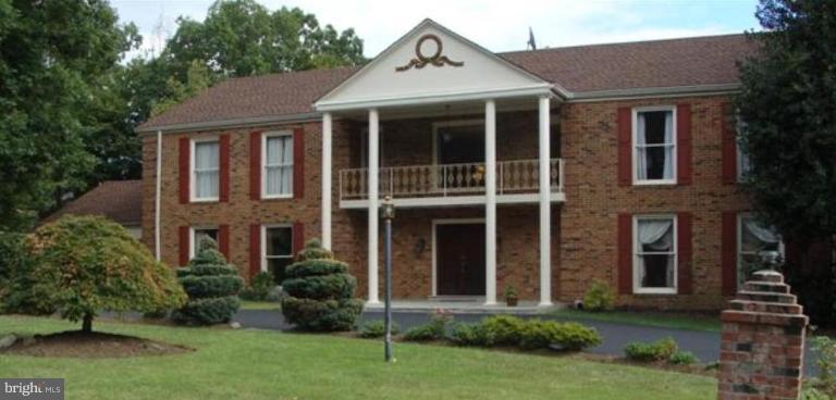 10021 Hall Road Potomac, MD 20854 - Photo 11 of 29 Exterior #5