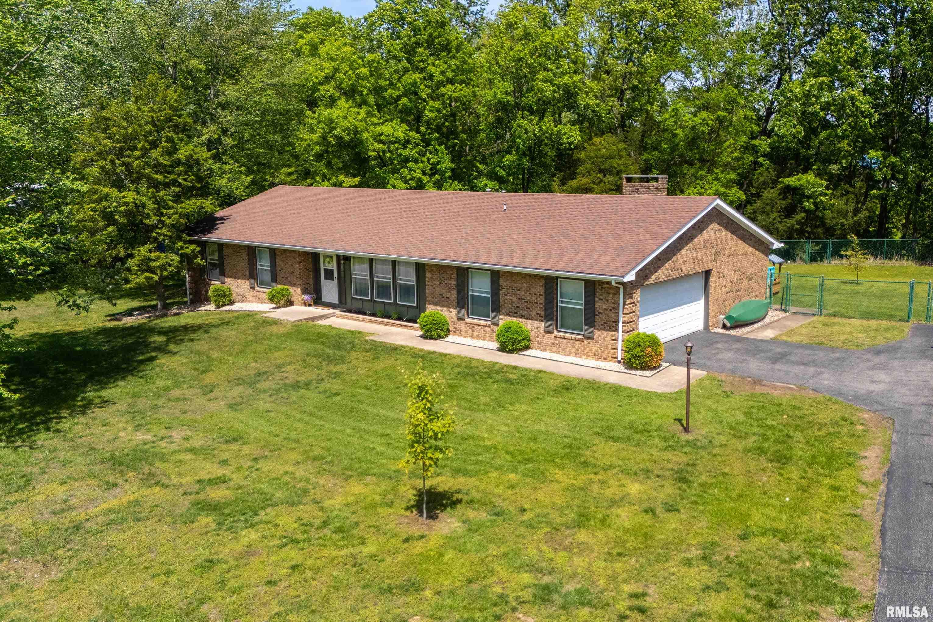 124 Spring Arbor Drive Carbondale, IL 62902 - Photo 4 of 41