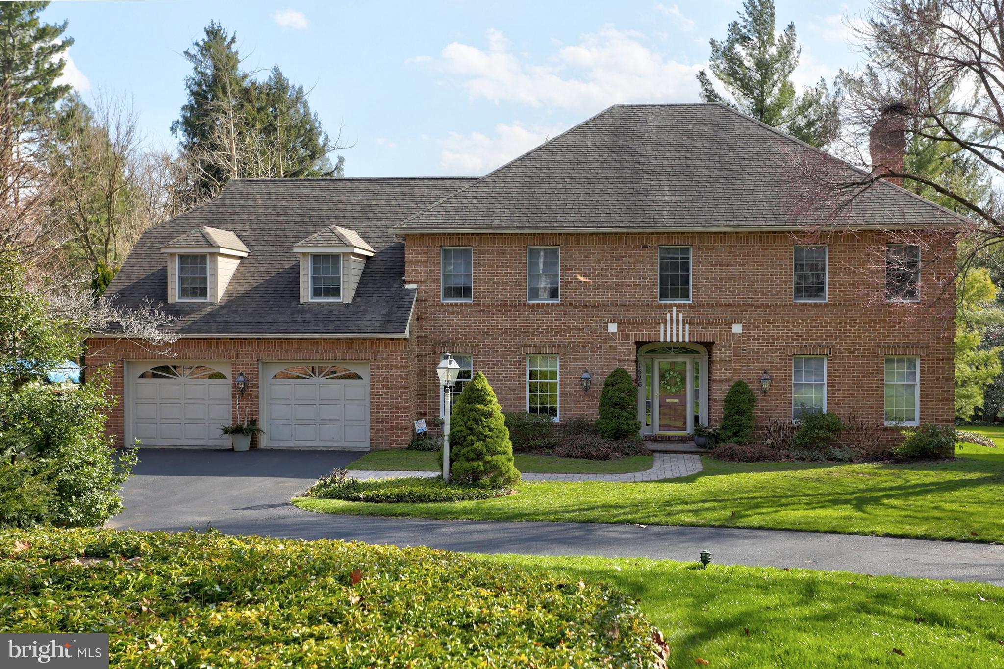 1526 Ridge Road Lancaster, PA 17603 - Photo 2 of 38 Front View 2