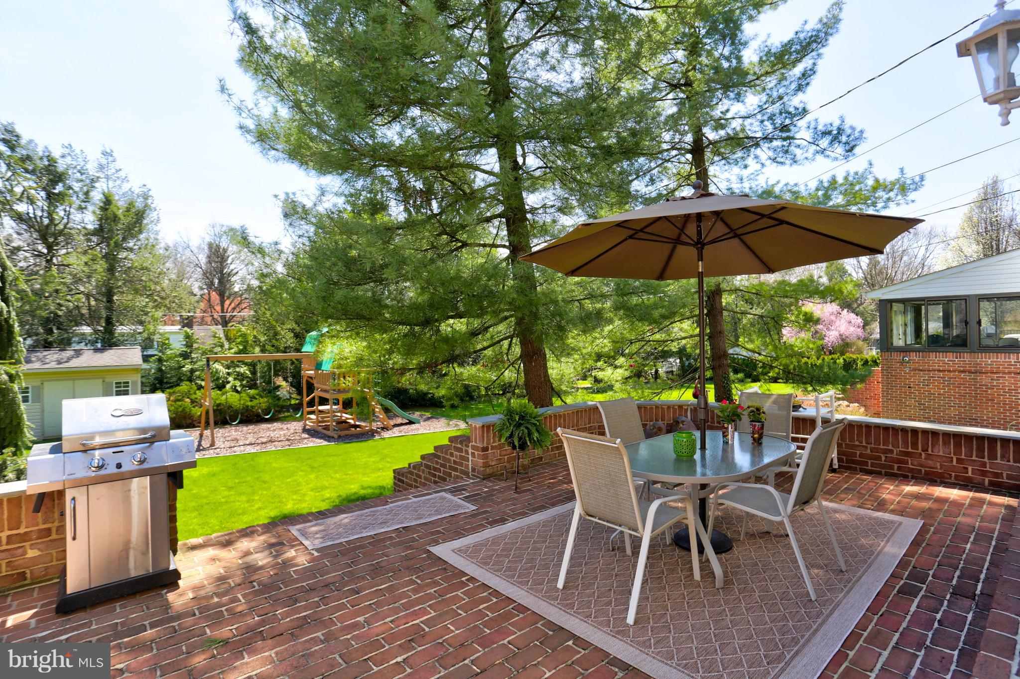 1526 Ridge Road Lancaster, PA 17603 - Photo 34 of 38 Brick Patio