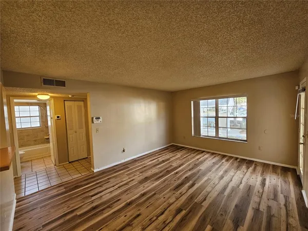 $1,275 | 8225 Fairways Circle, Unit F102, Ocala, FL 34472