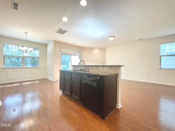 $2,095 | 429 Manchester Park Lane, Morrisville, NC 27560