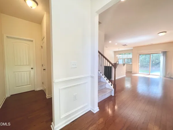 $2,095 | 429 Manchester Park Lane, Morrisville, NC 27560