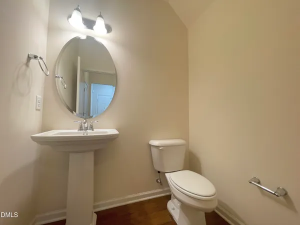 $2,095 | 429 Manchester Park Lane, Morrisville, NC 27560