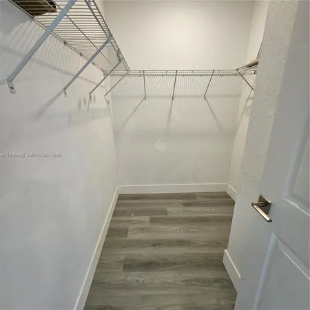 $2,500 | 1720 Southeast 9th Avenue, Homestead, FL 33034