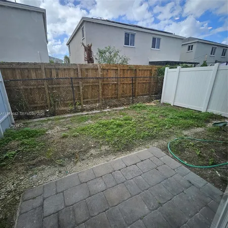 $2,500 | 1720 Southeast 9th Avenue, Homestead, FL 33034