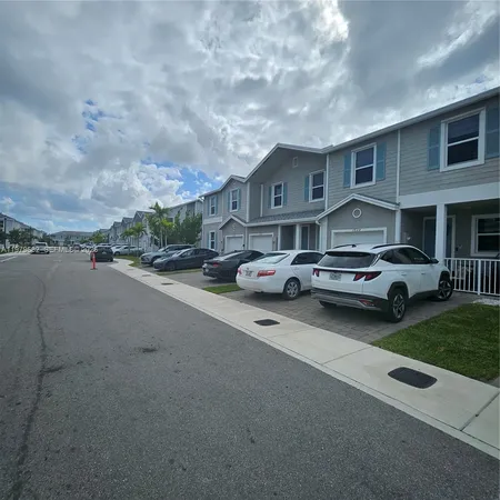 $2,500 | 1720 Southeast 9th Avenue, Homestead, FL 33034