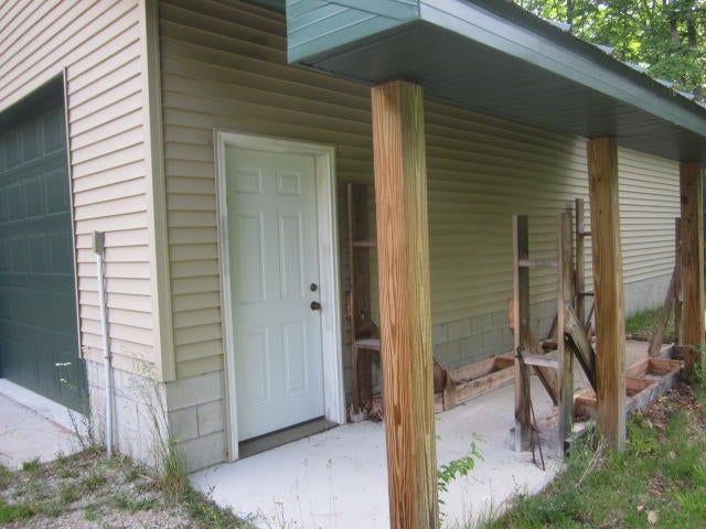 14136 Cemetery Road Grand Marais, MI 49839 - Photo 5 of 23 Gallery Image 5